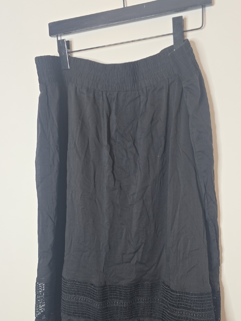Vintage Plus Size Black Maxi Skirt with Crochet Panel - Picture 4 of 7